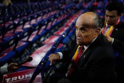 Rudy Giuliani - Kelly Rissman - Judge may haul Giuliani back to court over his ‘troubling’ refusal to share finances - independent.co.uk