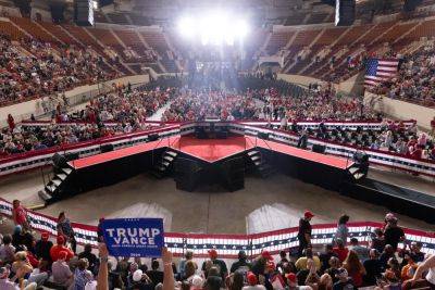 Donald Trump - Kamala Harris - Oliver Browning - Watch live as Trump holds rally in battleground state of Pennsylvania - independent.co.uk - Usa - state Pennsylvania - India - city Chicago - Jamaica