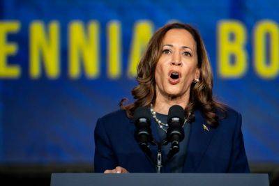 Joe Biden - Donald Trump - Kamala Harris - Barack Obama - Paul Whelan - Evan Gershkovich - Oliver OConnell - Kamala Harris responds to Trump’s attack on her racial identity as DNC virtual roll call begins to make her nominee: Live updates - independent.co.uk - Usa - India - Russia - Germany - city Chicago - Jamaica - county Harris