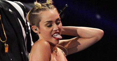 Miley Cyrus Apologizes For Raunchy Post-Disney Era As She Accepts Legend Honor