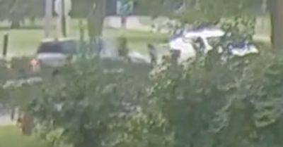 Pocharapon Neammanee - Video Allegedly Shows Attempted Kidnapping Of 7-Year-Old And Bystanders' Quick Actions - huffpost.com - state Michigan - county Clinton - city Detroit