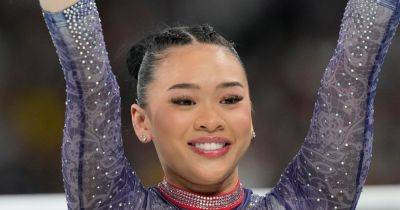 Simone Biles - Josephine Harvey - Suni Lee's Stunning Floor Routine Leaves Olympic Stadium Absolutely Roaring - huffpost.com - state Minnesota - Italy - Brazil