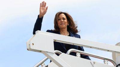 Ex-Obama campaign manager joins Harris team as VP keeps rest of Biden's squad intact