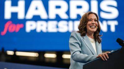 Joe Biden - Donald Trump - Kamala Harris - Simone Biles - Evan Gershkovich - Brian Schwartz - In July - Kamala Harris raised $310 million in July, dwarfing Trump haul for month - cnbc.com - Russia