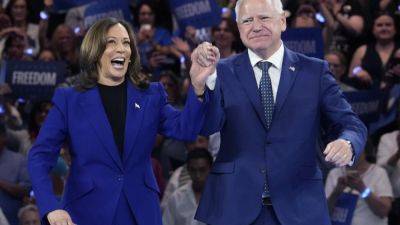 Joe Biden - Donald Trump - Kamala Harris - Bill Clinton - Barack Obama - Michelle Obama - JONATHAN J COOPER - ZEKE MILLER - Tim Walz - Tim Walz and Bill Clinton will speak at the Democratic National Convention’s third day - apnews.com - city Chicago - state Wisconsin - city Milwaukee