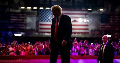 Donald Trump - Kamala Harris - Hillary Clinton - Democrats Use the Convention to Try to Define Trump as a Self-Interested Fraud - nytimes.com - Usa - state Pennsylvania - state Michigan - city Chicago - state Wisconsin