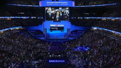 Kamala Harris - Nancy Pelosi - Bill Clinton - Barack Obama - Michelle Obama - Tom Suozzi - John Legend - Tim Walz - Stevie Wonder - Here’s the schedule for the DNC’s third night in Chicago featuring Walz, Clinton and Amanda Gorman - apnews.com - Usa - Israel - state Minnesota - state Arizona - city Chicago