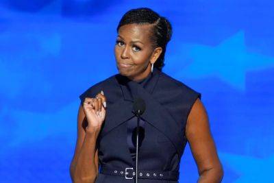 Joe Biden - Barack Obama - Michelle Obama - Kelly Rissman - White House aide says Michelle Obama’s speech was ‘implicit rebuke of the Biden era’ - independent.co.uk - Usa - city Chicago