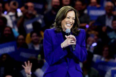 Joe Biden - Donald Trump - Kamala Harris - Oliver Browning - Watch live: Final day of DNC in Chicago as Harris accepts nomination and delivers speech - independent.co.uk - Usa - India - city Chicago - Jamaica