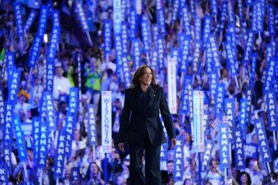 Joe Biden - Donald Trump - Kamala Harris - Alex Woodward - ‘Kamala Harris for the people’ lays out the case against ‘unserious’ Trump in historic acceptance speech - independent.co.uk - Usa - county White - city Chicago