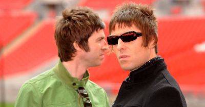 Oasis Reunites For Tour, Ending 15-Year Hiatus During Gallagher Brothers' Feud - huffpost.com - Britain - Ireland - county Park - city London - Scotland - Reunion