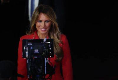 Melania Trump - Michelle Obama - Gustaf Kilander - Melania Trump’s newly-unveiled book cover design raises eyebrows - independent.co.uk - France - county Patrick