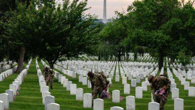 Donald Trump - Arlington National Cemetery meant to be 'neutral zone,' says military chaplain - npr.org - Usa - Iraq - Afghanistan - area District Of Columbia - Washington, area District Of Columbia