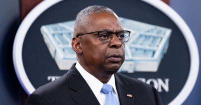 Defense Secretary Overrides Plea Agreement For Accused 9/11 Defendants