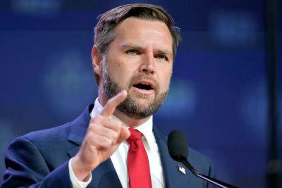 Donald Trump - Oliver OConnell - Ilhan Omar - JD Vance attacks working women as being ‘on path to misery’ in unearthed audio - independent.co.uk - Usa - state Ohio - Somalia