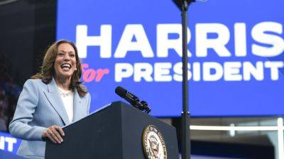 Joe Biden - Donald Trump - Kamala Harris - Hillary Clinton - Josh Shapiro - Tim Kaine - WILL WEISSERT - Doug Emhoff - Tim Walz - Mark Kelly - Harris readies a Philadelphia rally to introduce her running mate. But her pick is still unknown - apnews.com - state Pennsylvania - Washington - Israel - state Minnesota - state Virginia - state Arizona - county Clinton - state Delaware - county Miami - city Philadelphia - county Harris