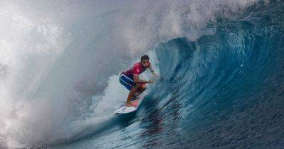 Josephine Harvey - Whale Makes Surprise Appearance During Olympic Surf Competition - huffpost.com - Costa Rica - Brazil