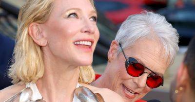 Jamie Lee Curtis Practically Glues Herself To Cate Blanchett To Avoid Wardrobe Malfunction