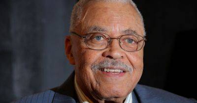 Hilary Hanson - James Earl Jones, Legendary Stage And Screen Actor, Dies - huffpost.com - state Indiana - state Michigan - state Mississippi - state New York - county Jones