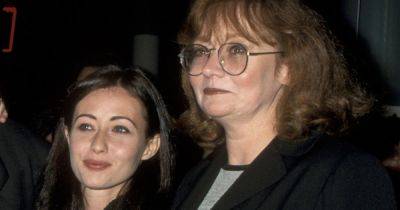 Curtis M Wong - Shannen Doherty - Shannen Doherty's Mom Opens Up About The Grief She's Experiencing After Daughter's Death - huffpost.com