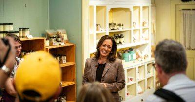 Kamala Harris - Kamala Harris Visited a Spice Shop. Her Critics Flooded Yelp With Bad Reviews. - nytimes.com - state Wisconsin - city Milwaukee - city Pittsburgh