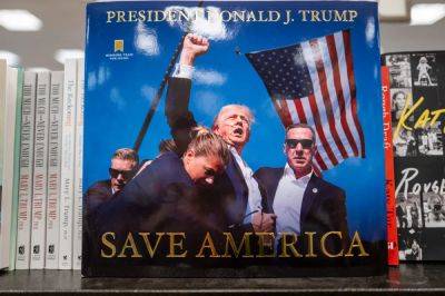 Donald Trump - Kelly Rissman - Kim Jong - Trump’s ‘lazy’ $99 coffee table book includes 10 pages of him with North Korea’s Kim Jong-un - independent.co.uk - Washington - New York - North Korea