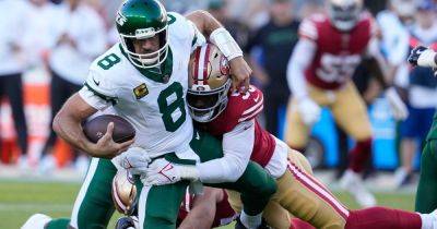 Fans Pounce On Aaron Rodgers' 'Struggle Face' In Jets' Defeat To 49ers