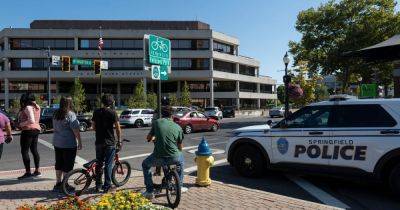 Donald Trump - Shruti Rajkumar - Ohio City Hall Receives Bomb Threat After Trump Spreads Anti-Migrant Lie - huffpost.com - Washington - state Ohio - county Hall - Haiti - city Springfield, state Ohio