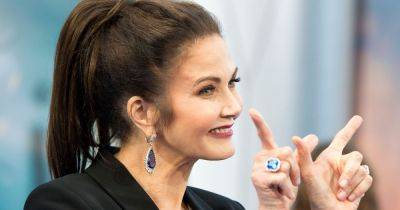 Lynda Carter, Original Wonder Woman, Tells Arizonans Not To Vote For Her Sister