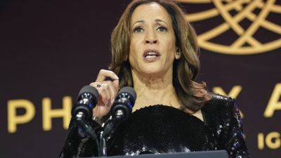 Joe Biden - Kamala Harris - MATT BROWN - COLLEEN LONG - South Asian - Makiya Seminera - Harris is promoting her resume and her goals rather than race as she courts Black voters - apnews.com - Usa - state Pennsylvania - Washington - city Washington