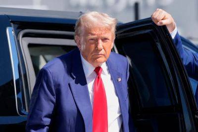 Donald Trump - Via AP news wire - The Latest: Trump safe after gunshots reported, Biden and Harris have been briefed - independent.co.uk - state Pennsylvania - state Florida - county Palm Beach