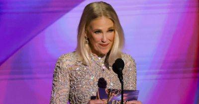 Catherine O'Hara Ends The Emmys With A Beautiful Bait And Switch