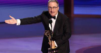 John Oliver Remembers His Late Dog During Emmys Speech, And It Gets Awkward