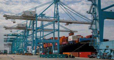 Port Operators Ask Regulator to Force Dockworkers to Negotiate