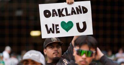 Oakland Fans Say Goodbye To Athletics In Emotional Farewell To Coliseum Home - huffpost.com - state Texas - county Oakland