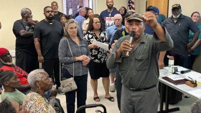 CEO - Fire official cancels hearing for ammonia plant amid overflowing crowd and surging public interest - apnews.com - state Louisiana - state Mississippi - city New Orleans - city Baton Rouge - parish Orleans