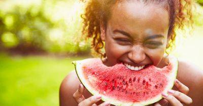 5 Mood-Boosting Foods That Experts Say Actually Work