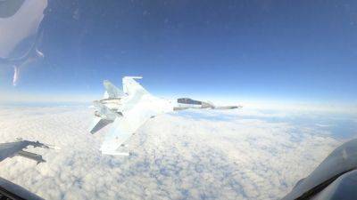 Startling video shows Russian fighter jet flying within feet of U.S. F-16 near Alaska