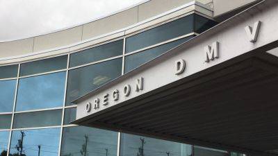 Oregon DMV waited weeks to tell elections officials about voter registration error