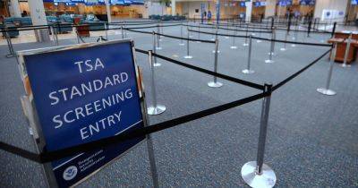 This Hack For Getting A Full Bottle Of Water Through TSA Blew Our Minds — And It's Totally Legit